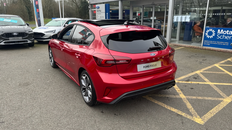 Ford Focus 1.0 EcoBoost Hybrid mHEV 155 ST-Line X Ed 5dr Auto Petrol Hatchback